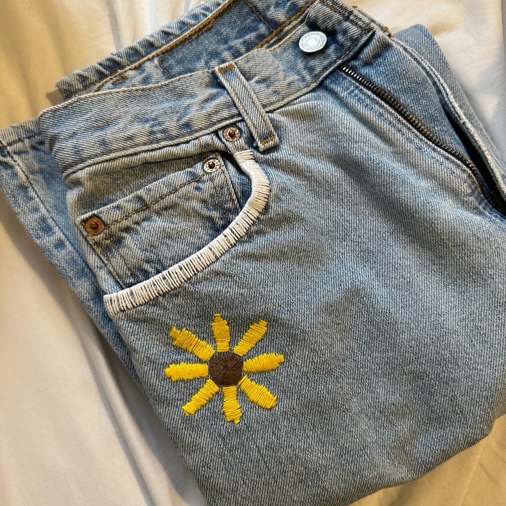 Vintage Levi’s with embroidered flowers